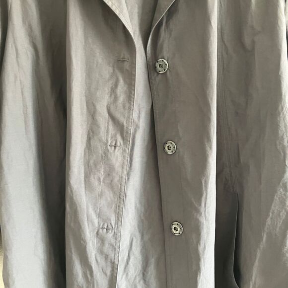 Eileen Fisher Lightweight Longline Button Down Collared Nylon Jacket Gray M - Picture 5 of 7